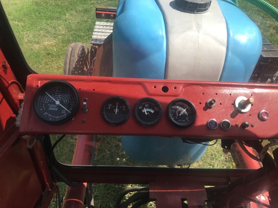 Самоходний оприскувач Т-16м ОП300 ARAG Bravo 180s