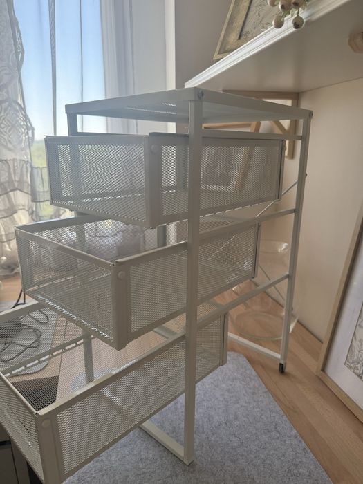 Metalowa mała komoda LENNART IKEA