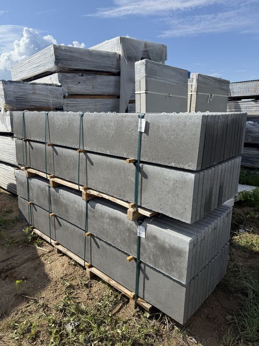 Podmurówka 30 cm wibroprasa pełna Styrobud Od ręki panele siatka brama