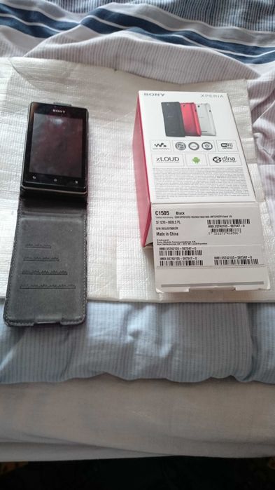 Sony Xperia E C1505 plus  Etui