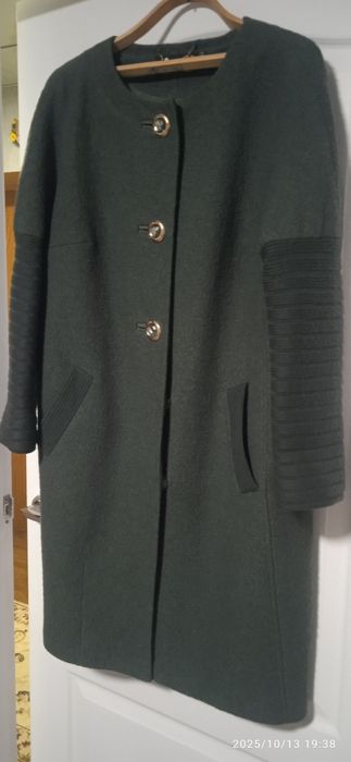 Пальто жіноче,осінь-весна
