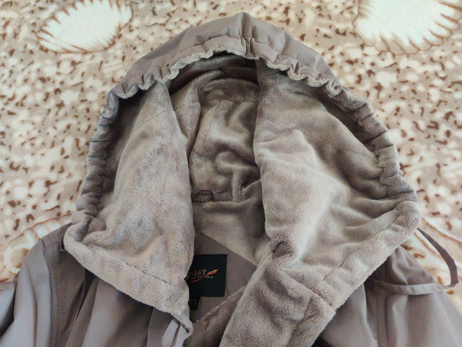 Пальто демісезонне PLIST - Польща  з хутряною підкладкою