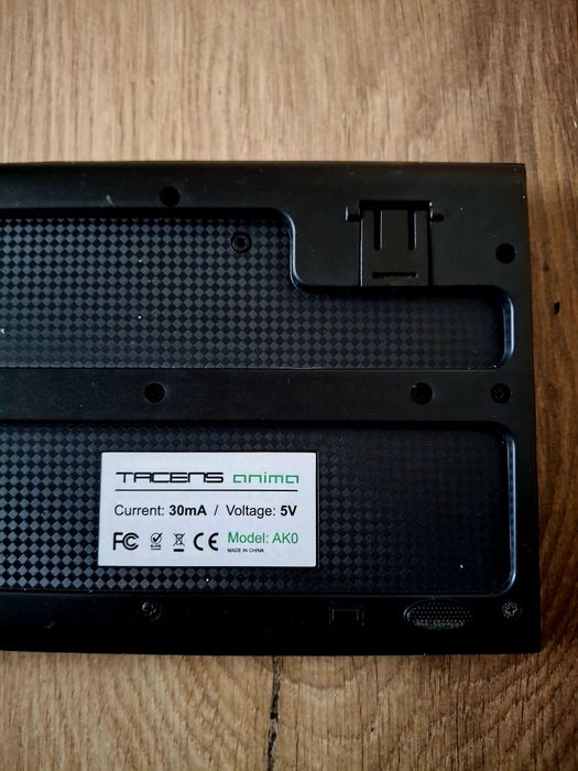 Teclado Tacens Anima AK0 - USB, bom estado

Usado cer