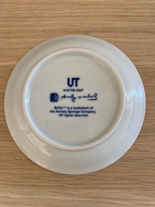 Andy Warhol - Brillo Uniqlo plate
Edição limitada