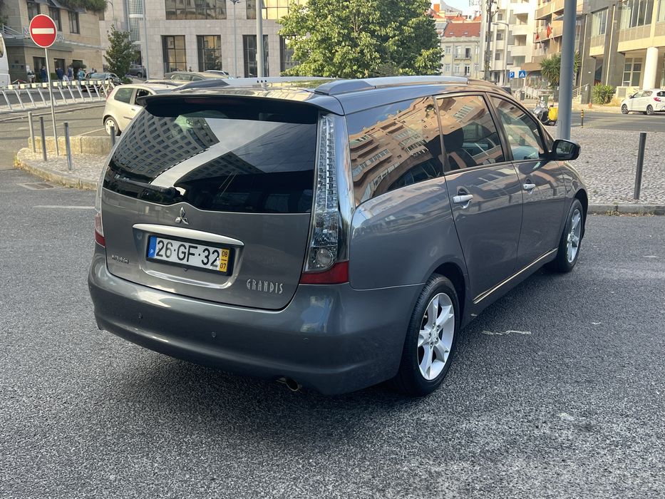 Mitsubishi Grandis 2.0 140cv Nacional - 146.000kms 7 lugares 2008/07