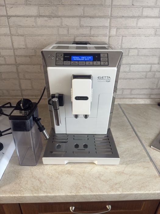 Кавомашина Delonghi Eletta Cappucino TOP ECAM 45.366w