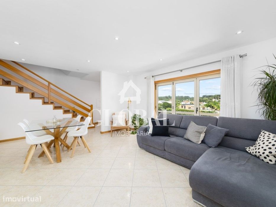 Moradia Geminada T3 Triplex Venda Santa Maria da Feira