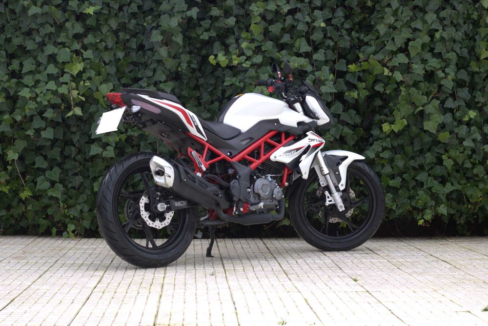 Benelli BN 125 C/Garantia como nova!!!