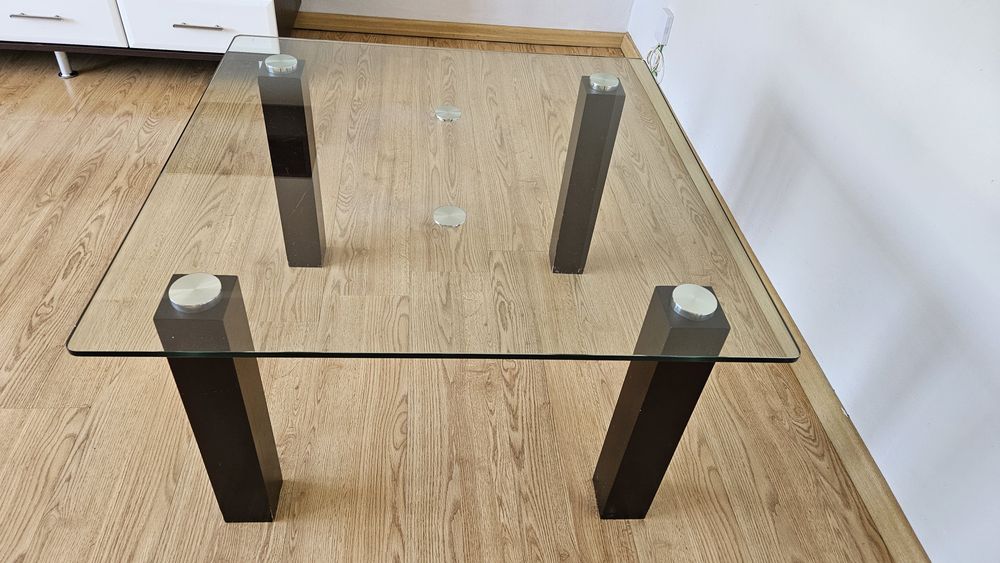Stolik kawowy szklany 85x85