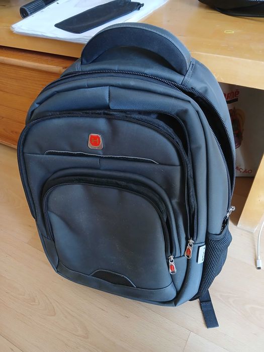 Mochila +HUB excelente
