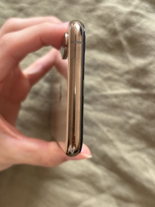 Iphone XS dourado 256GB