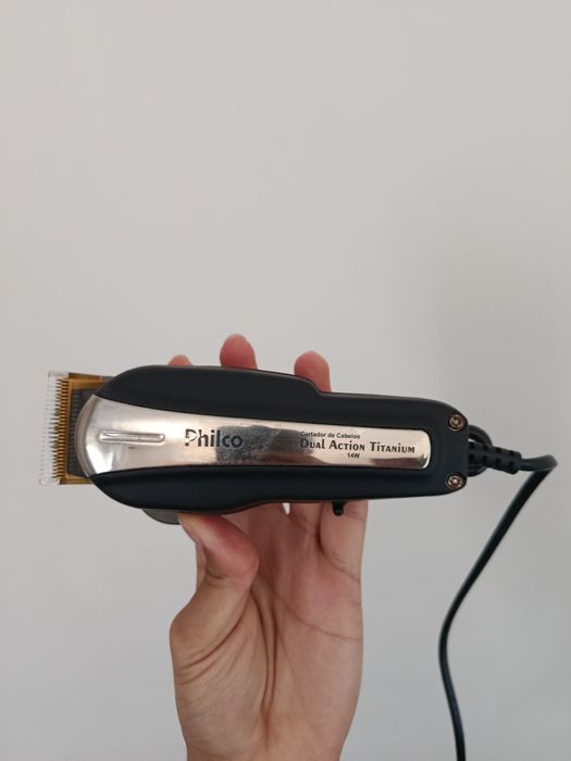Máquina de cortar cabelo Philco Dual Action + acessórios (127V)