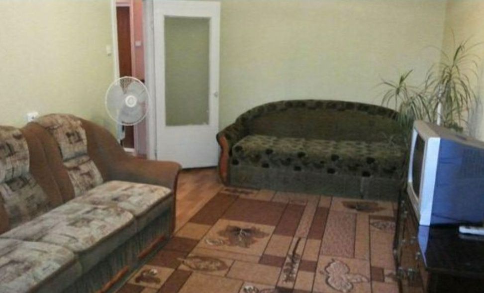 ТисячкаАртемСонячнийСонячнаГалерея Ювілейна,2 і 5 лікарня,доба,погодин