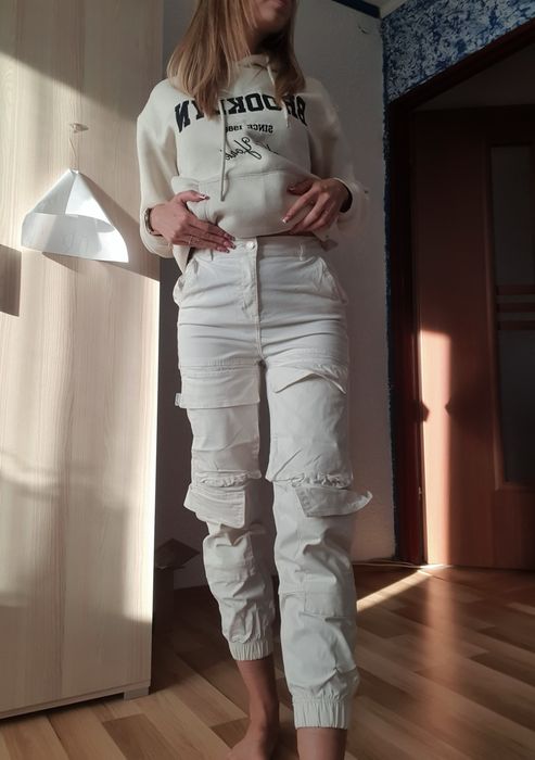 Spodnie Cargo Bershka XS