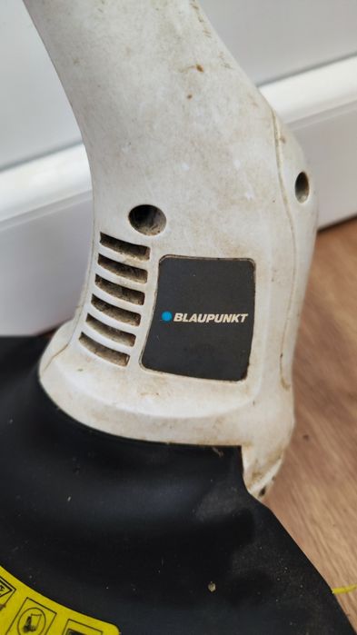 Vendo Aparador Blaupunkt + Acessórios