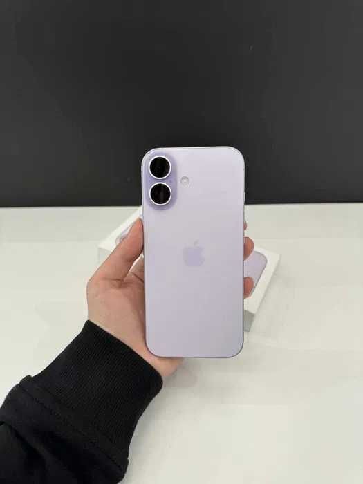iPhone 17 256 GB Lavender eSIM – jak nowy, bateria 100%!