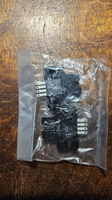 Пневмоциліндри та саленоїди