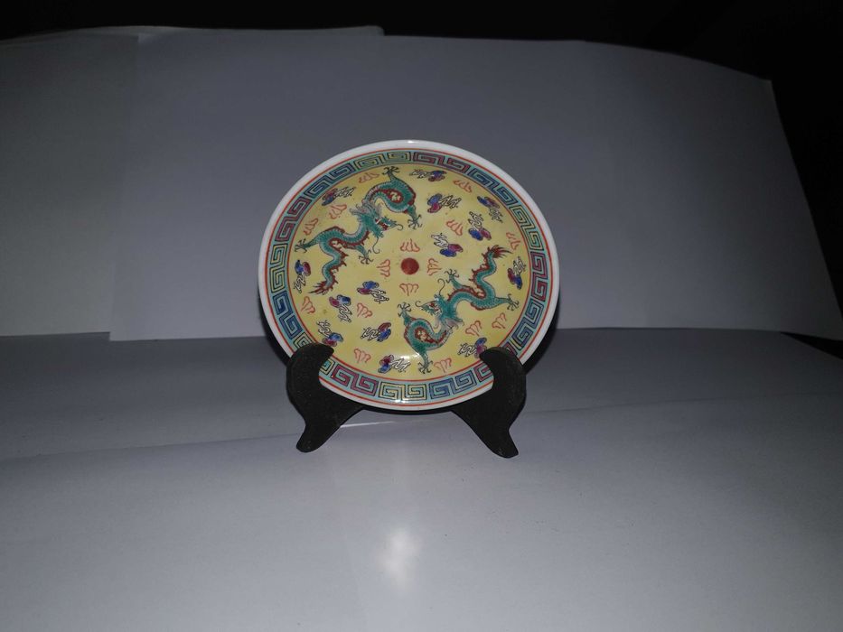 Porcelana Chinesa - Prato 10 cm Dragões - Pintado a Mão