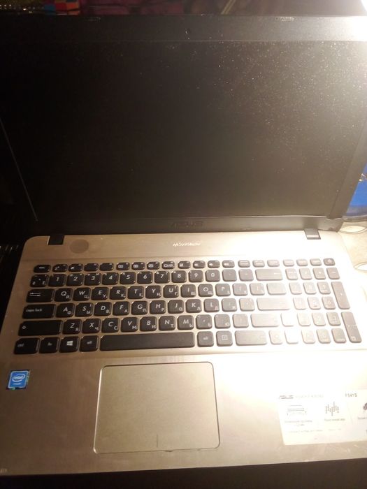 Ноутбук на запчасти ASUS