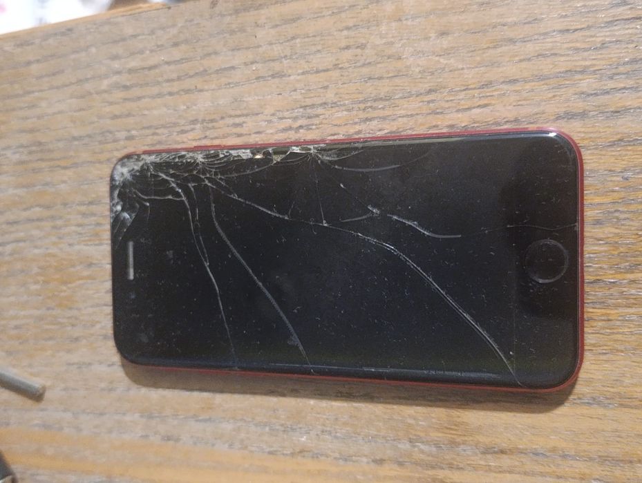 Iphone SE 2020.  .