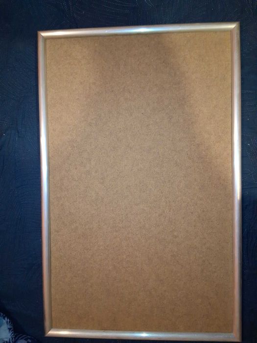 Rama plakat solidna aluminiowa 83,5x53,5