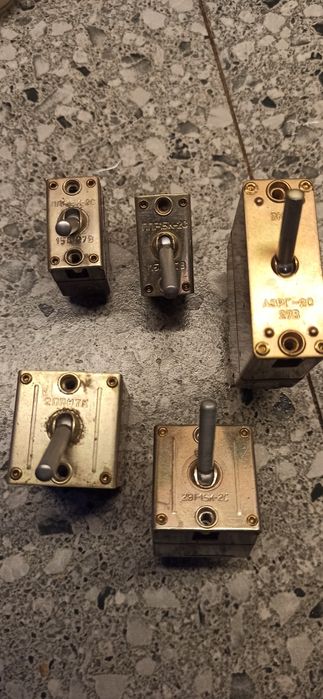 Тумблеры азрг—20