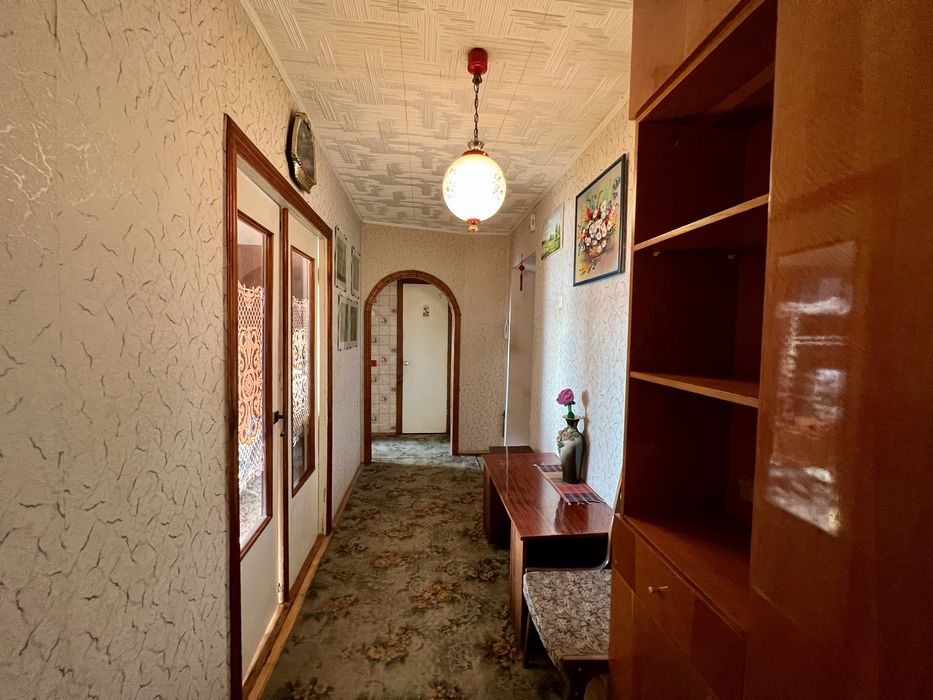 Продаж 2кім.квартири по просп.Злуки