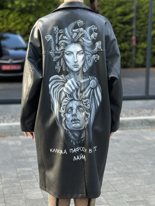 Шкіряний плащ Karl Kani