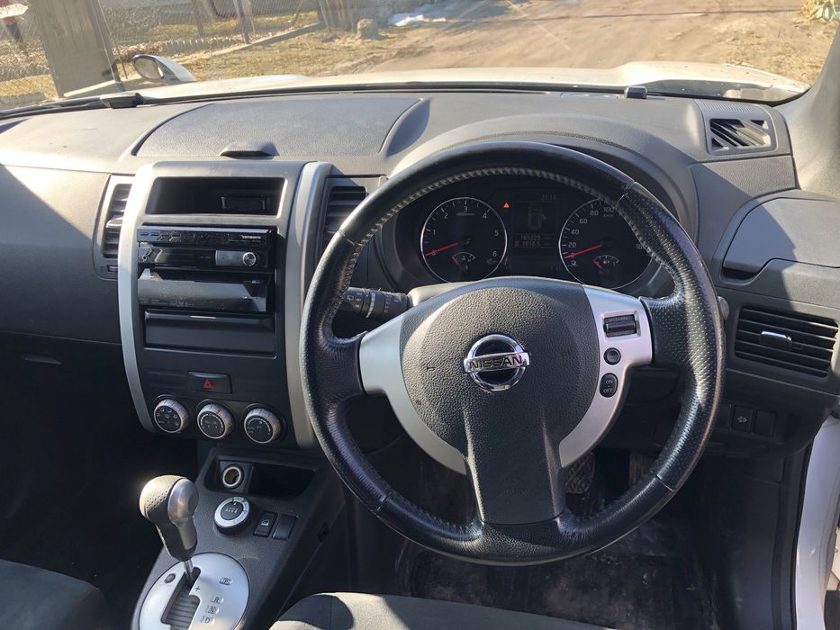Nissan X-Trail, 2010 рік , 2.0 дизель, АКП, правий руль,для військових