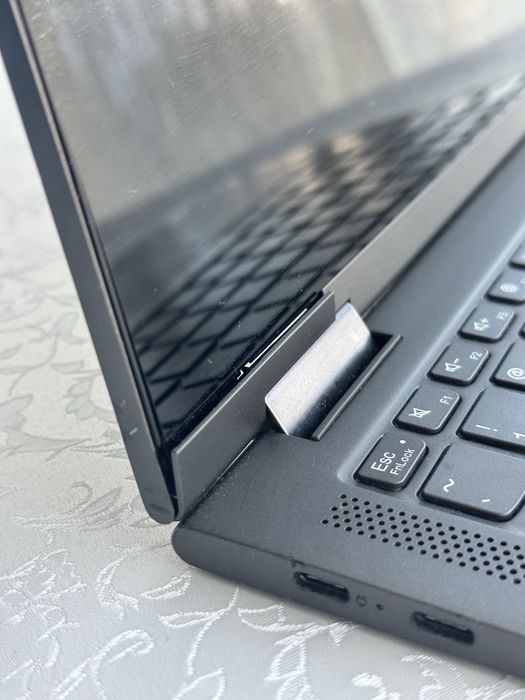 Ноутбук Lenovo Flex 5G