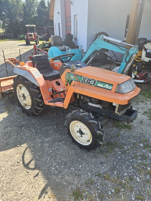 Mini Traktorek  kubota  z glebogryzarką 4x4