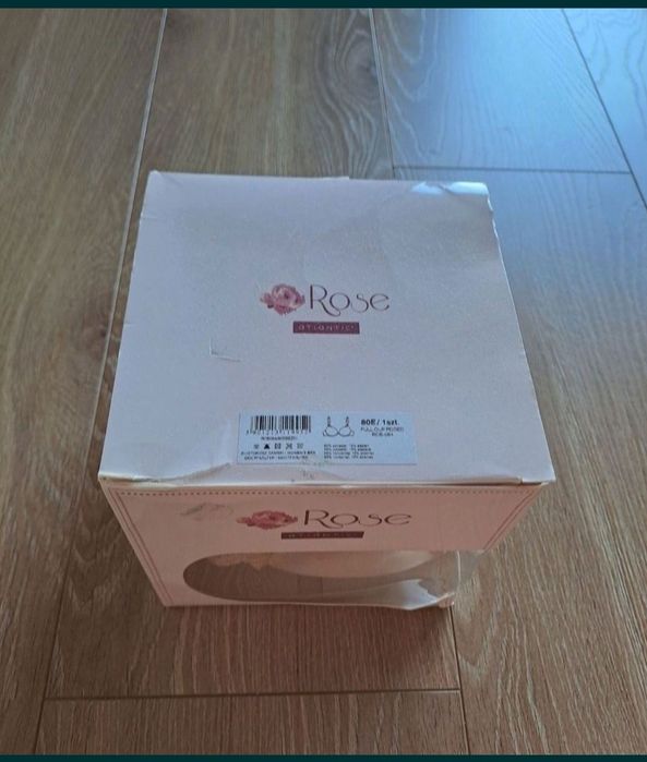 Biustonosz Atlantic, rozmiar 80E, full cup