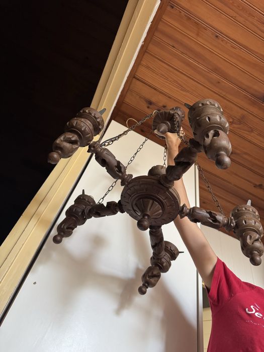 Candeerio de madeira trabalhado em talha