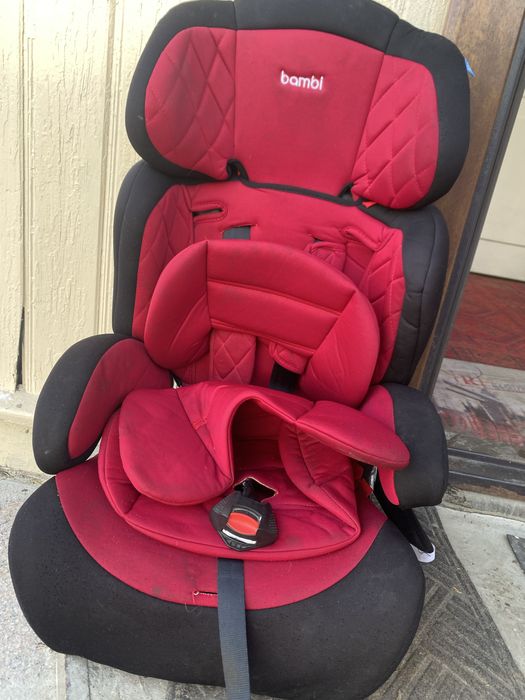 Крісла автомобільні дитячі крісло