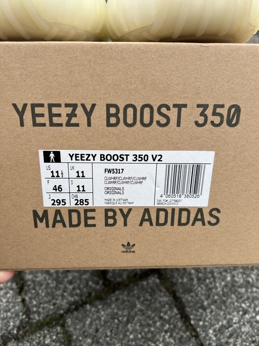 Adidas Yeezy Boost 350 V2 Cloud White Reflective sneakersy niskie 46