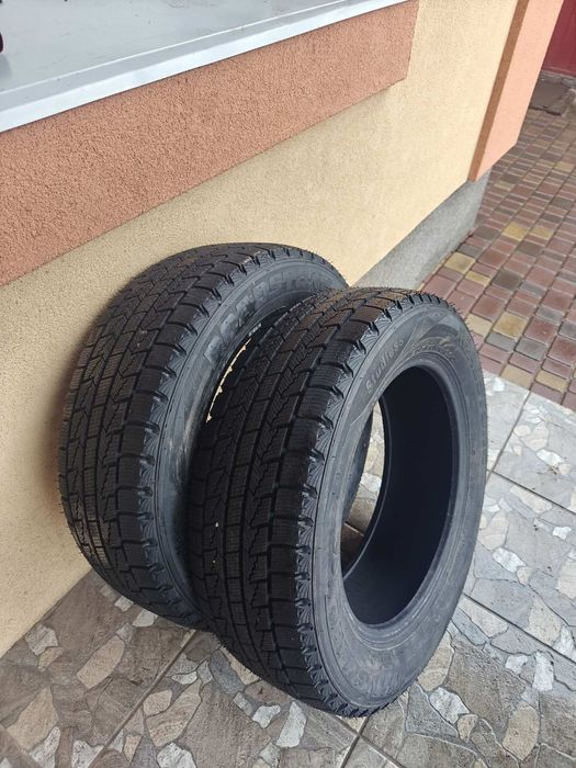 Нові легкові Шини Roadstone Winguard Ice 205/60 R16 95Q