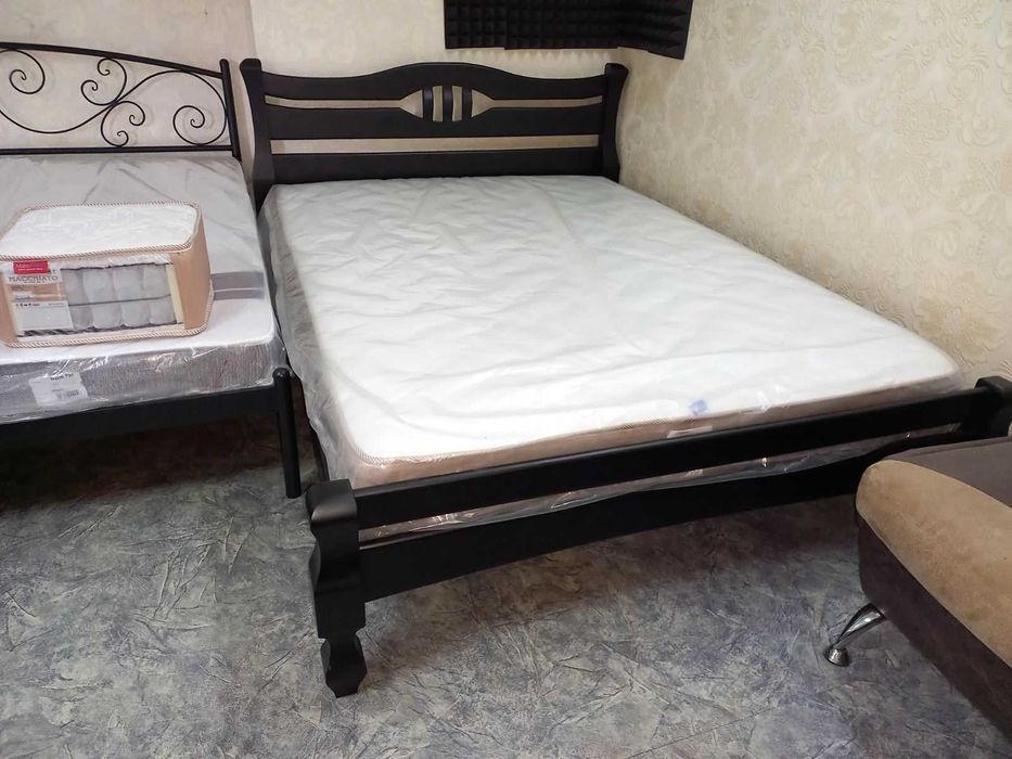 Кровать. Ліжко двоспальне з дерева. Ліжко дерев'яне Даллас з Вільхи