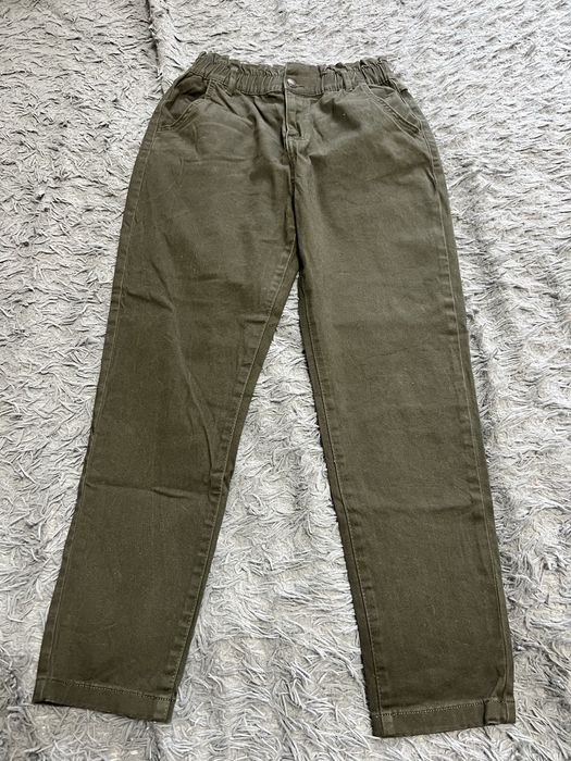 Жіночі штани кольору хакі