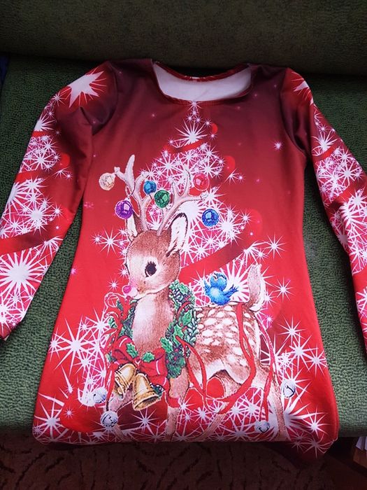 Sukienka dziewczęca r.134 za 10zl