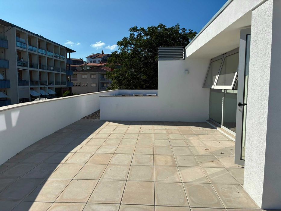 Arrendamento de apartamento T0 na Avenida Araújo Silva, 195, Penafiel