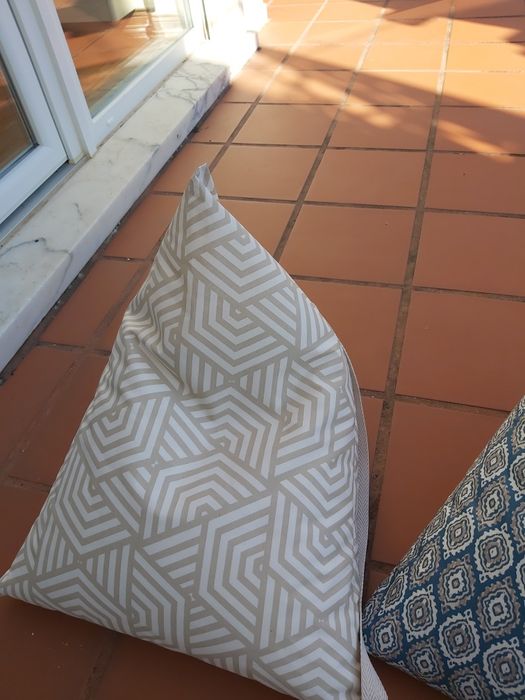 Almofadas Puffs praia