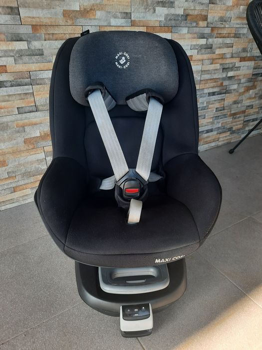 Fotelik Pearl Maxi Cosi plus baza FamilyFix