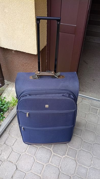 Sprzedam walizkę