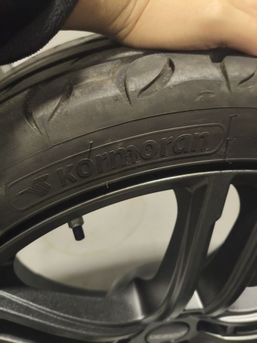 Opony kormoran 225 40 R19