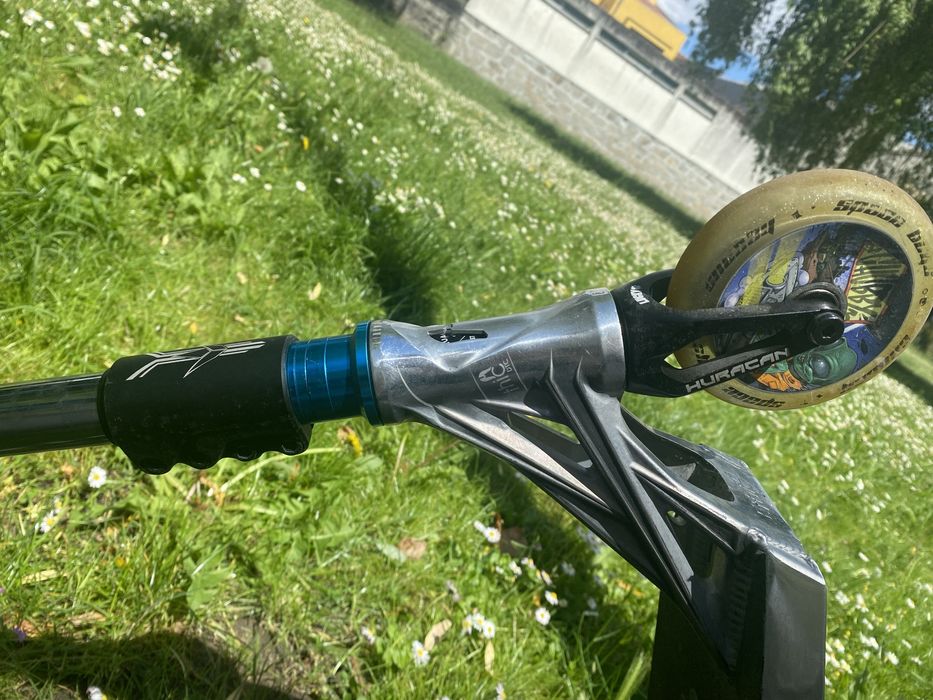 Blunt Omen SCS clamp