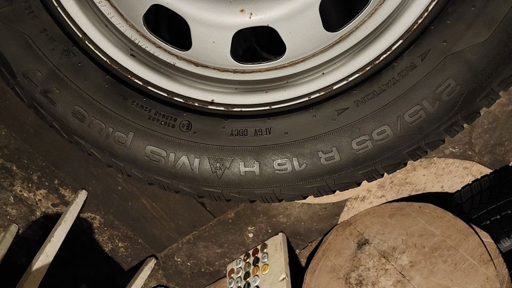 Koła zimowe 16" Dacia Duster. 5x114,3 6,5Jx16ET50 .Opony 215/65R16