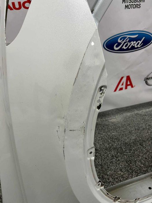 Крило переднє праве Tesla model y PPSW (MYP4)