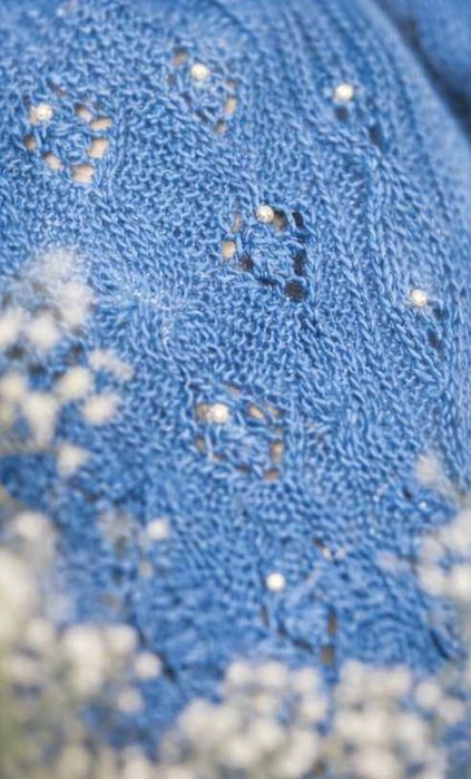 Sweter handmade z perełkami