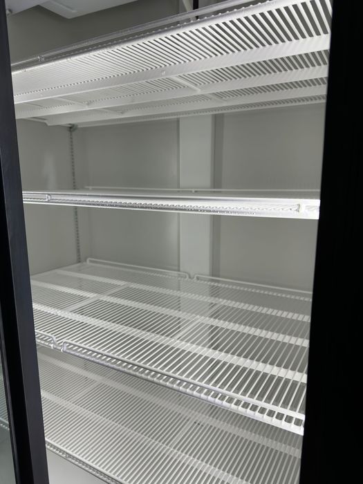 Witryna  chłodziarka do napoi i nabialu 1200 l  Klimassan