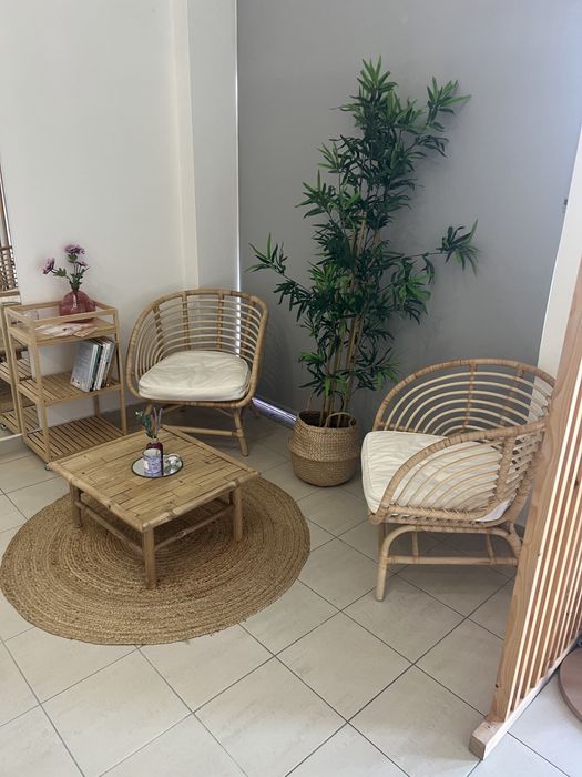 Trespasse estúdio de estética em funcionamento com carteira de clientes